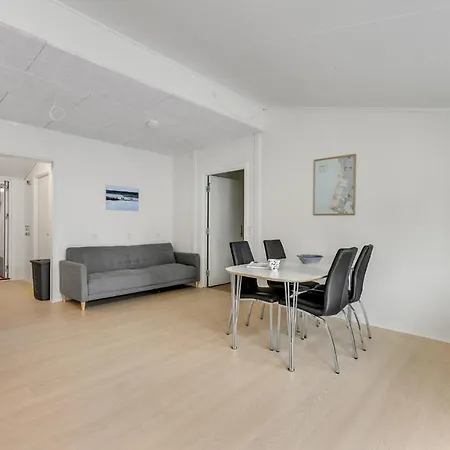 In Henne With Wifi And 1 Bedrooms Appartamento